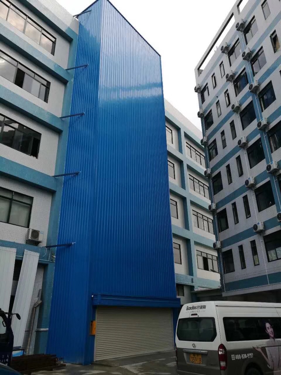 導(dǎo)軌式升降平臺(tái)