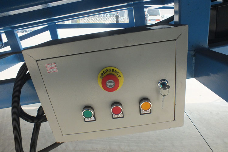 移動(dòng)式登車(chē)橋配電箱