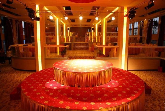 升降旋轉(zhuǎn)舞臺(tái)，液壓升降舞臺(tái)