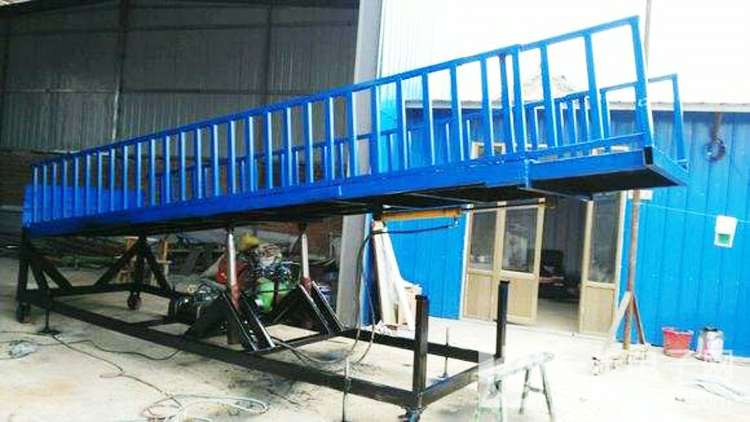 裝卸豬臺(tái)，卸豬平臺(tái)