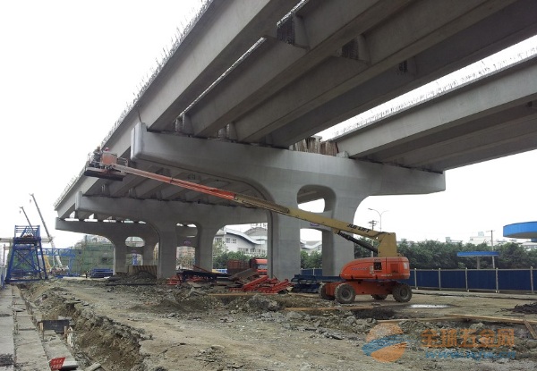 高空作業(yè)平臺(tái)租賃，升降機(jī)出租